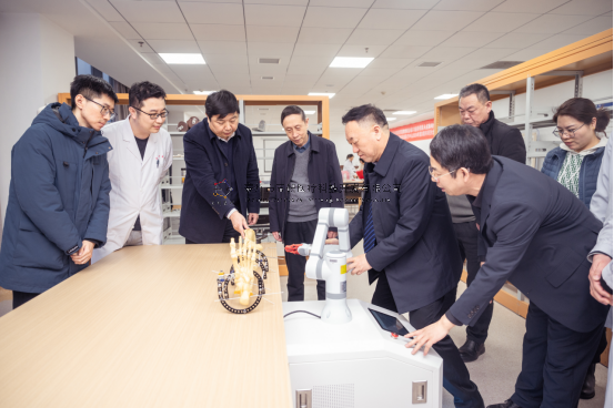 CO接骨机器人项目落户南阳